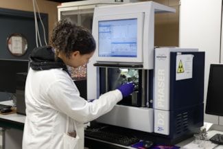 difraccion-rayos-x-Equipo-Bruker D2Phaser